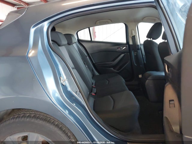 JM1BM1J75G1320756 Mazda Mazda3 I Sport