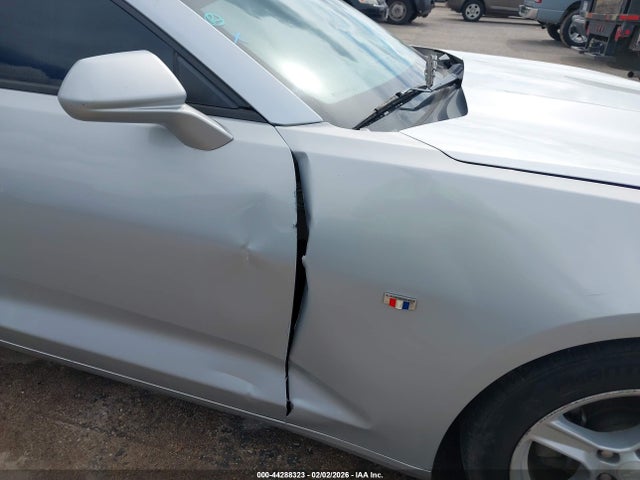 2019 CHEVROLET CAMARO 1G1FB3DXXK0115617 Photo 5