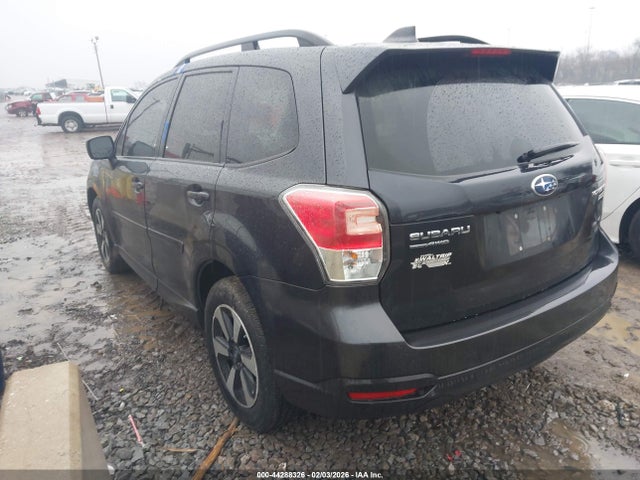 Subaru Forester 2.5i Premium 2017 JF2SJAGC0HH467140 Image 3