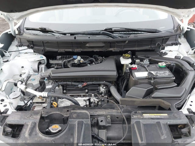 JN8AT2MV9HW278826 Nissan Rogue Sl
