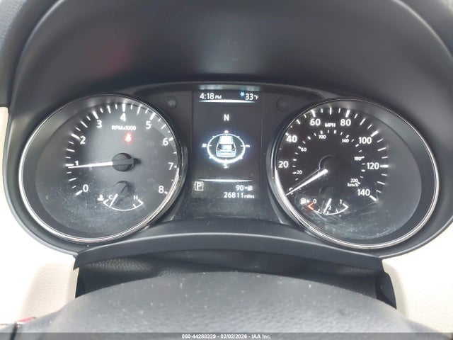 JN8AT2MV9HW278826 Nissan Rogue Sl