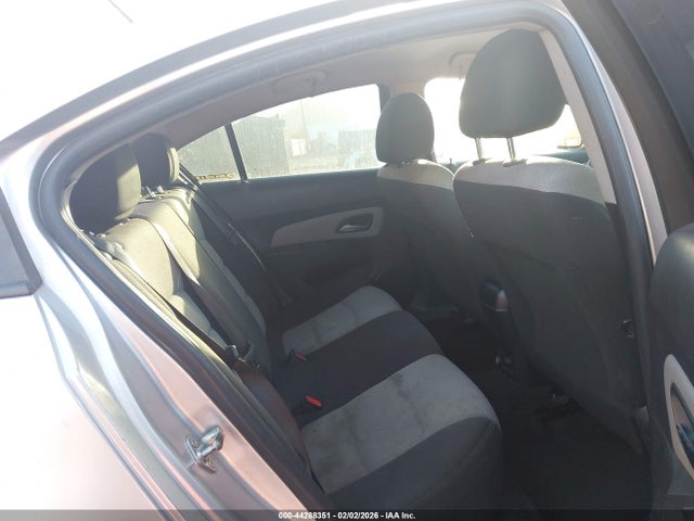 1G1PB5SG9F7163125 Chevrolet Cruze Ls Manual