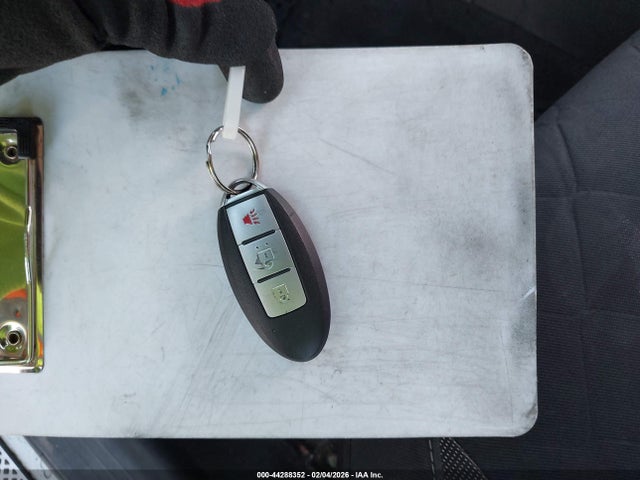 Продажа на аукционе авто 2018 Nissan Kicks S, vin: 3N1CP5CU0JL525779, номер лота: 44288352