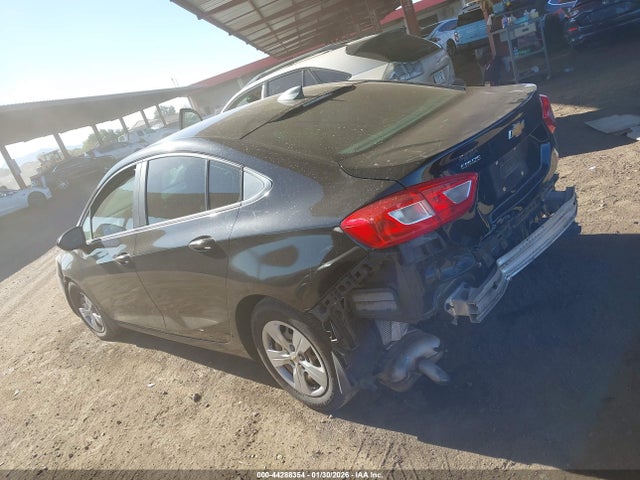 1G1BC5SM5H7181136 Chevrolet Cruze Ls Auto