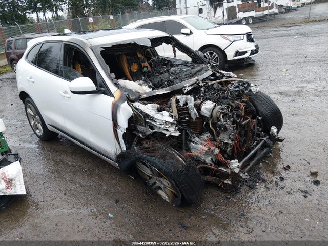 2018 JAGUAR F-PACE SADCL2FN5JA243113 Photo 0