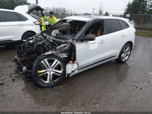 2018 JAGUAR F-PACE SADCL2FN5JA243113 Photo 1