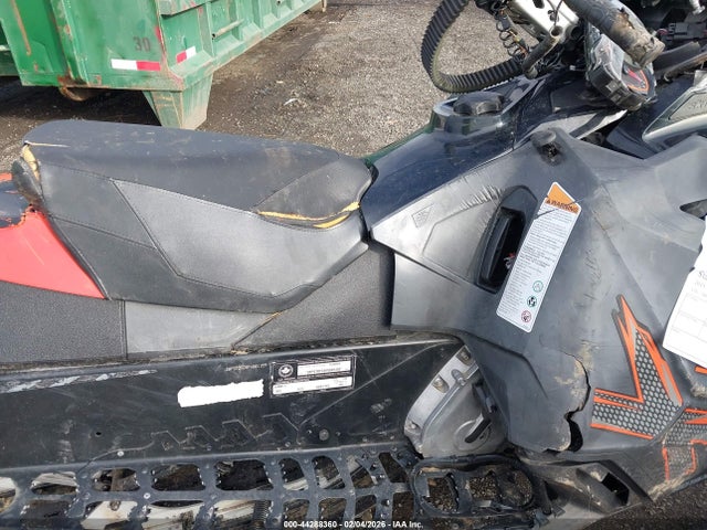 Ski-Doo Summit X 2015 2BPSTDFC6FV001359 Image 5