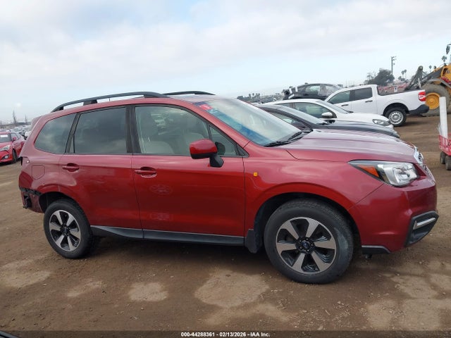 Subaru Forester 2.5i Premium 2017 JF2SJAEC0HH461910 Image 14