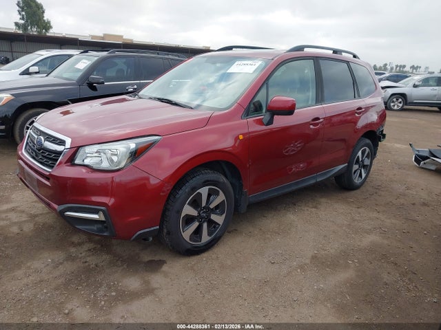 Subaru Forester 2.5i Premium 2017 JF2SJAEC0HH461910 Image 2