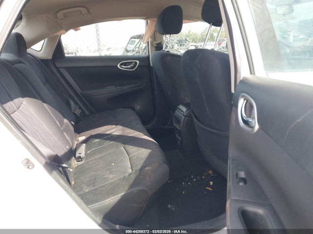 3N1AB7AP0JY300523 Nissan SENTRA SV