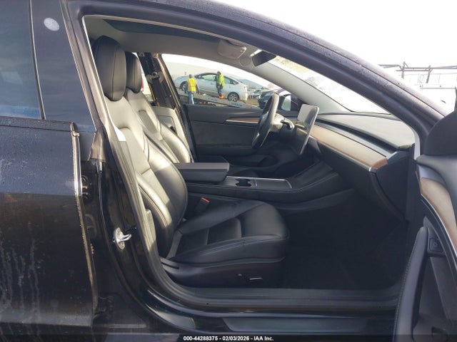 Продаж на аукціоні авто 2022 Tesla Model 3 Long Range Dual Motor All-wheel Drive, vin: 5YJ3E1EBXNF138040, номер лоту: 44288375