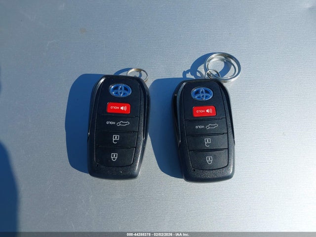 Toyota Venza Limited 2022 JTEAAAAHXNJ088760 Image 11