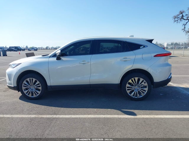 Toyota Venza Limited 2022 JTEAAAAHXNJ088760 Image 14
