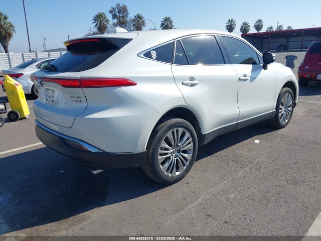 Toyota Venza Limited 2022 JTEAAAAHXNJ088760 Image 4