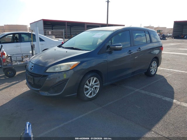Mazda Mazda5 Sport 2014 JM1CW2BL3E0167040 Image 2