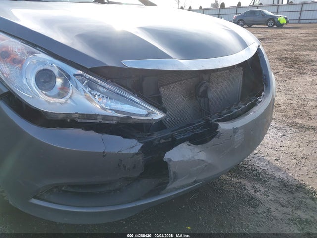 Hyundai SONATA GLS 2014 5NPEB4AC9EH827411 Image 17