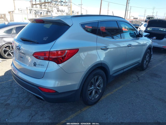 5XYZU3LBXGG353568 Hyundai Santa Fe Sport 2.4l