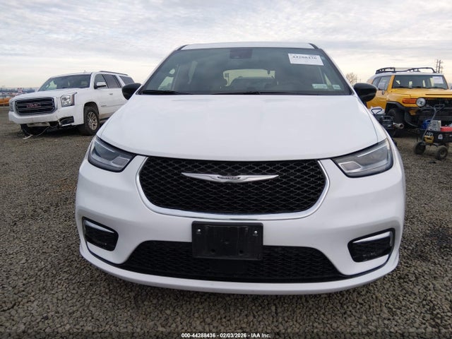 Chrysler Pacifica Select 2025 2C4RC1BGXSR601181 Image 13