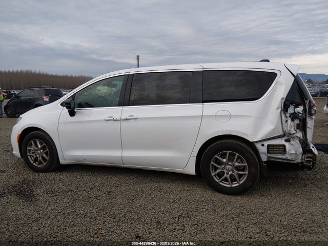 Chrysler Pacifica Select 2025 2C4RC1BGXSR601181 Image 15