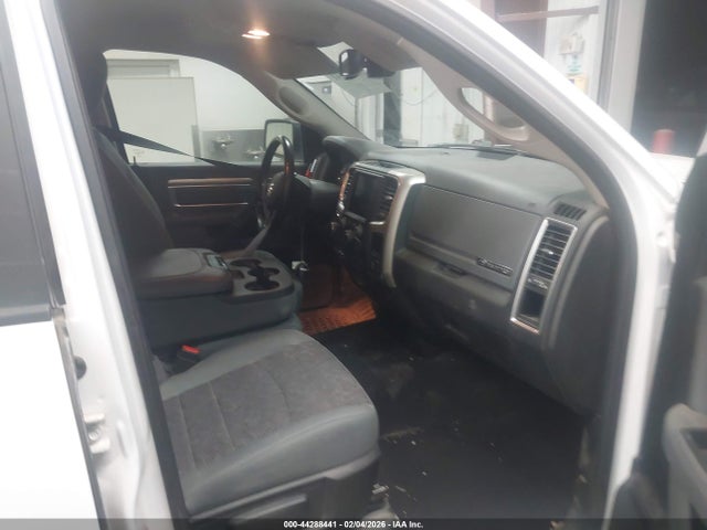 44288441 :رقم المزاد ، 1C6RR7GM3JS227971 vin ، 2018 Ram 1500 Big Horn  4x4 6'4 Box مزاد بيع