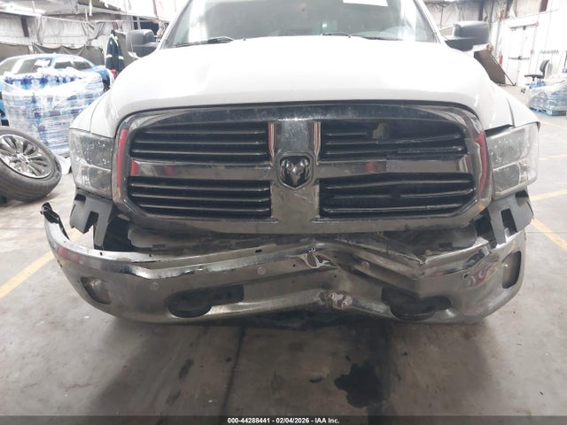 44288441 :رقم المزاد ، 1C6RR7GM3JS227971 vin ، 2018 Ram 1500 Big Horn  4x4 6'4 Box مزاد بيع