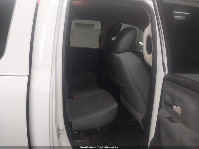 44288441 :رقم المزاد ، 1C6RR7GM3JS227971 vin ، 2018 Ram 1500 Big Horn  4x4 6'4 Box مزاد بيع