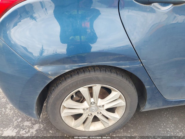 KMHD35LH1EU181869 Hyundai ELANTRA GT