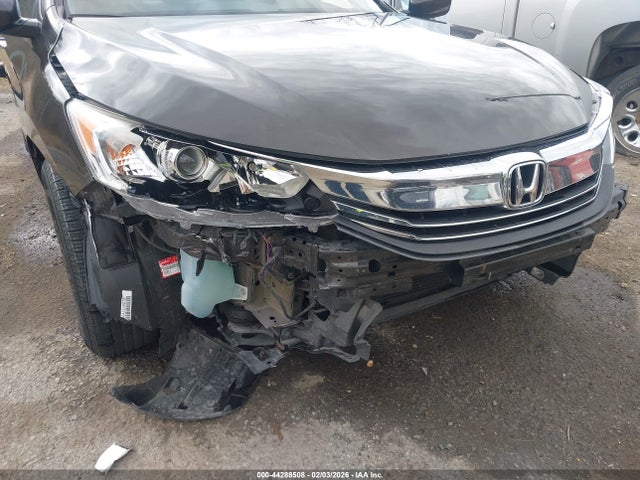1HGCR2F30HA280851 Honda ACCORD LX