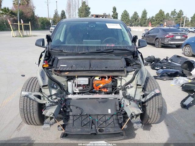 7SAYGDEE1TF341992 Tesla Model Y Long Range Launch Series/premium All-wheel Drive