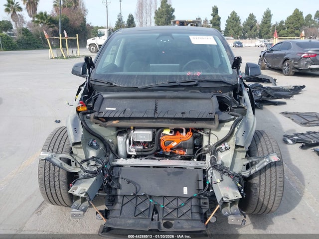 7SAYGDEE1TF341992 Tesla Model Y Long Range Launch Series/premium All-wheel Drive