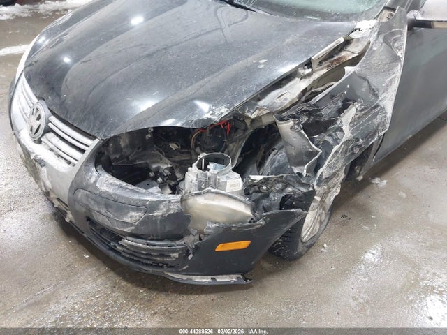2010 VOLKSWAGEN JETTA 3VWJZ7AJ6AM001594 Photo 5