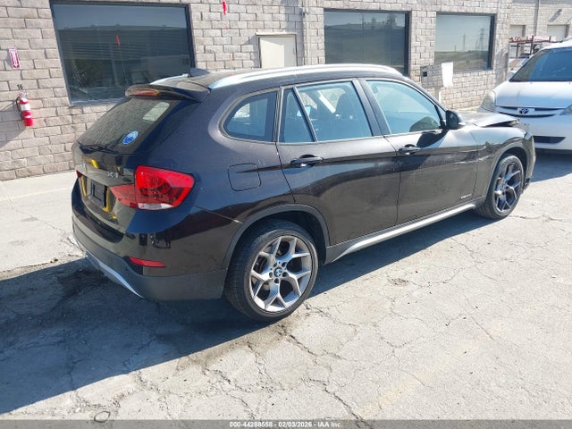 WBAVM1C5XFVZ93989 BMW X1 Sdrive28i