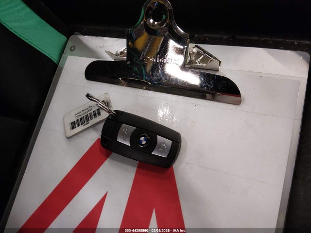44288560 :رقم المزاد ، WBAUT93569A191190 vin ، 2009 Bmw 328i مزاد بيع