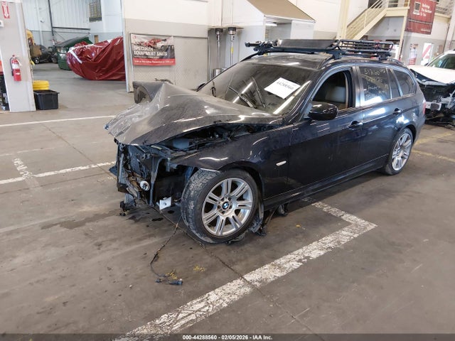44288560 :رقم المزاد ، WBAUT93569A191190 vin ، 2009 Bmw 328i مزاد بيع