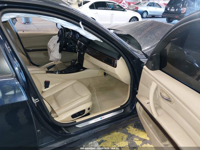 44288560 :رقم المزاد ، WBAUT93569A191190 vin ، 2009 Bmw 328i مزاد بيع