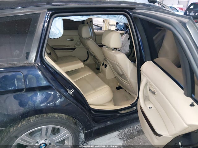 44288560 :رقم المزاد ، WBAUT93569A191190 vin ، 2009 Bmw 328i مزاد بيع