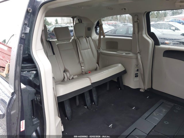 2013 Chrysler Town & Country Touring მანქანა იყიდება აუქციონზე, vin: 2C4RC1BG7DR691859, აუქციონის ნომერი: 44288562