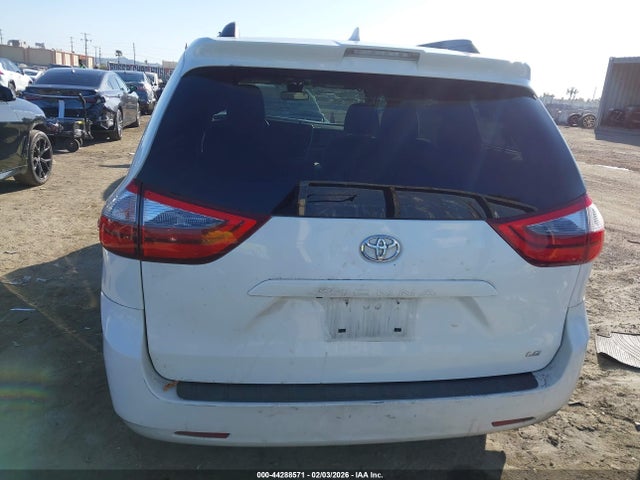 Toyota SIENNA LE 2020 5TDKZ3DC6LS076831 Image 17