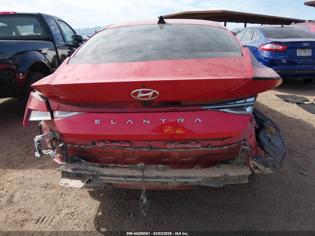 2022 HYUNDAI ELANTRA 5NPLN4AGXNH057592 Photo 5