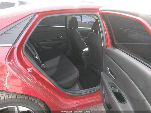 2022 HYUNDAI ELANTRA 5NPLN4AGXNH057592 Photo 7
