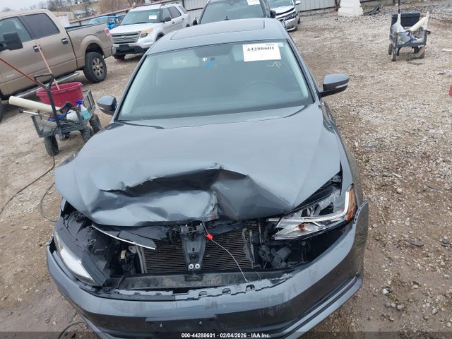 3VWDB7AJ8HM353071 Volkswagen Jetta 1.4t Se