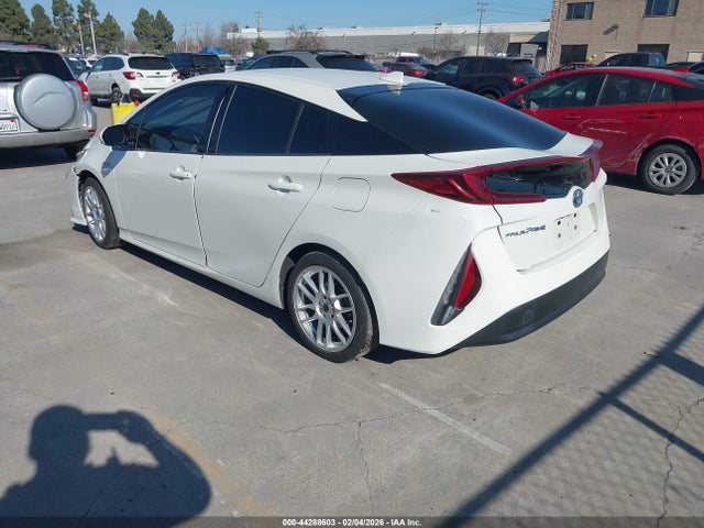 JTDKARFP5H3008099 Toyota Prius Prime Plus