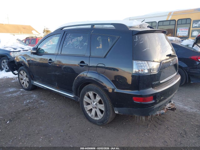 2013 MITSUBISHI OUTLANDER JA4JT3AW5DU012024 Photo 2