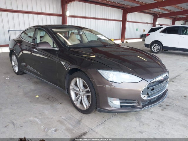 2014 TESLA MODEL S 5YJSA1H19EFP30362 Photo 0
