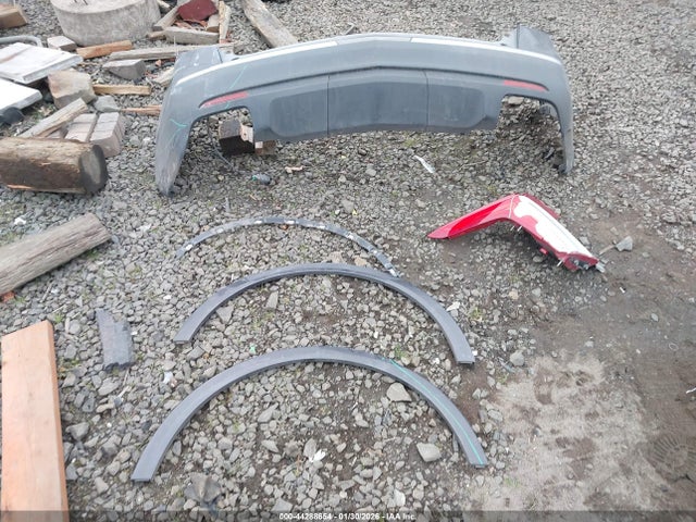 1GYKNARS2HZ280848 Cadillac Xt5 Standard