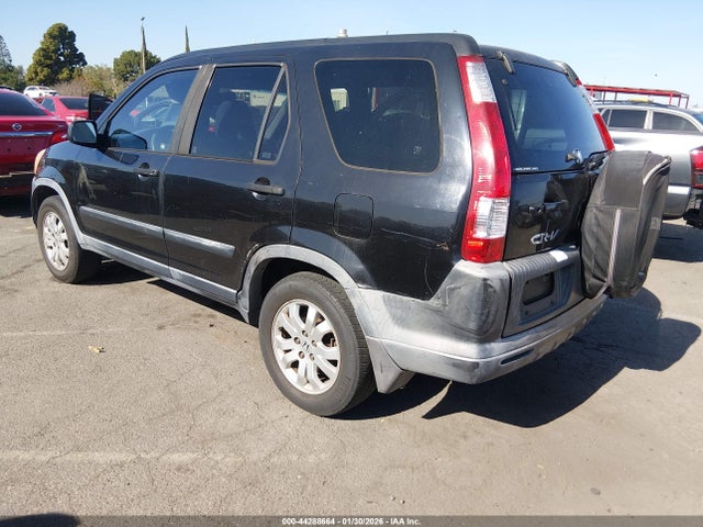 2006 HONDA CR-V JHLRD78826C018668 Photo 2