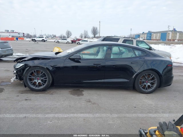 2024 Tesla Model S Long Range მანქანა იყიდება აუქციონზე, vin: 5YJSA1E54RF538893, აუქციონის ნომერი: 44288683