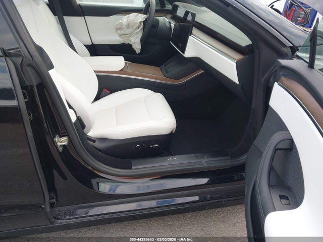 2024 Tesla Model S Long Range მანქანა იყიდება აუქციონზე, vin: 5YJSA1E54RF538893, აუქციონის ნომერი: 44288683