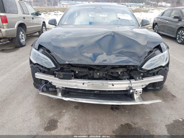 2024 Tesla Model S Long Range მანქანა იყიდება აუქციონზე, vin: 5YJSA1E54RF538893, აუქციონის ნომერი: 44288683
