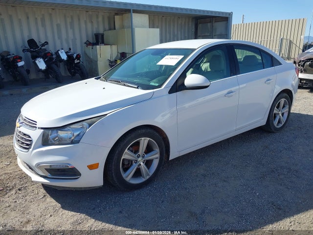 1G1PE5SB6F7181979 Chevrolet Cruze 2lt Auto